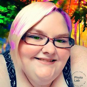 Meet your Posher, Kacey